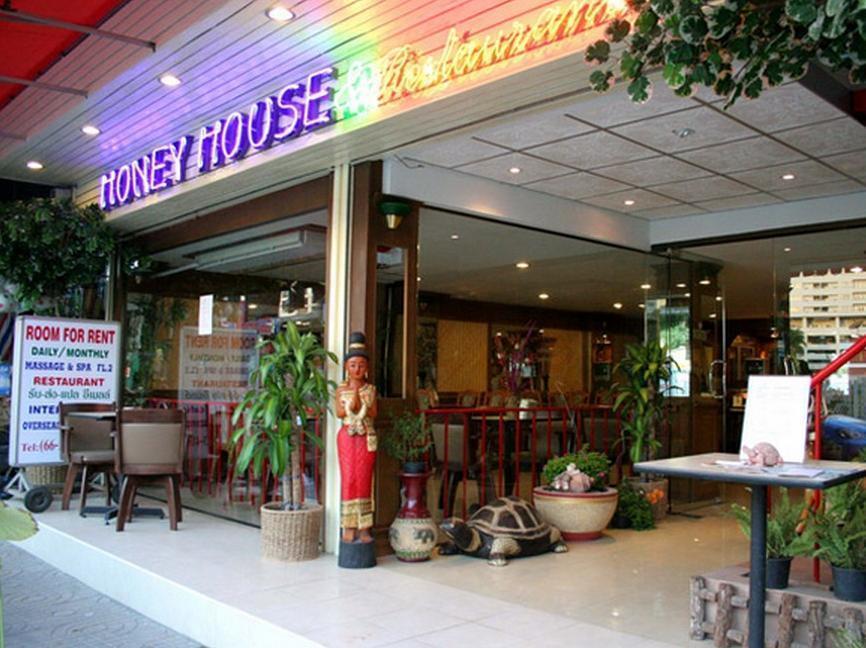 Honey House 2 Vandrarhem Bangkok Exteriör bild