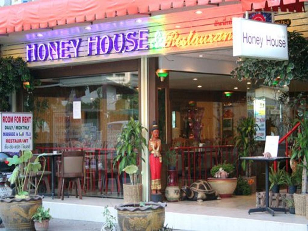Honey House 2 Vandrarhem Bangkok Exteriör bild